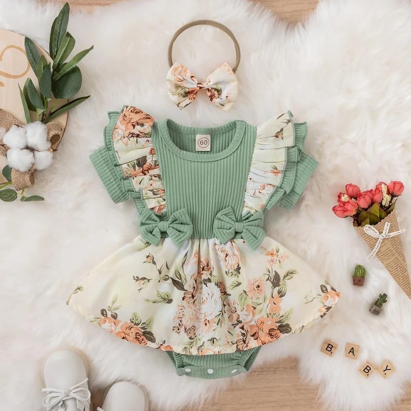 Vestido de niña  con flores y mariposas, manga con volantes con lazo