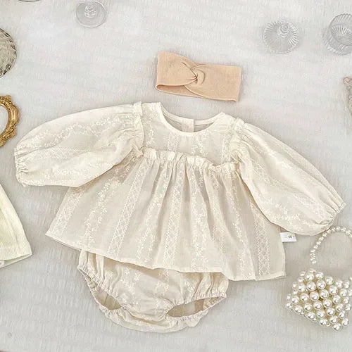 Traje para niña, fresco y cómodo ésta  para primavera